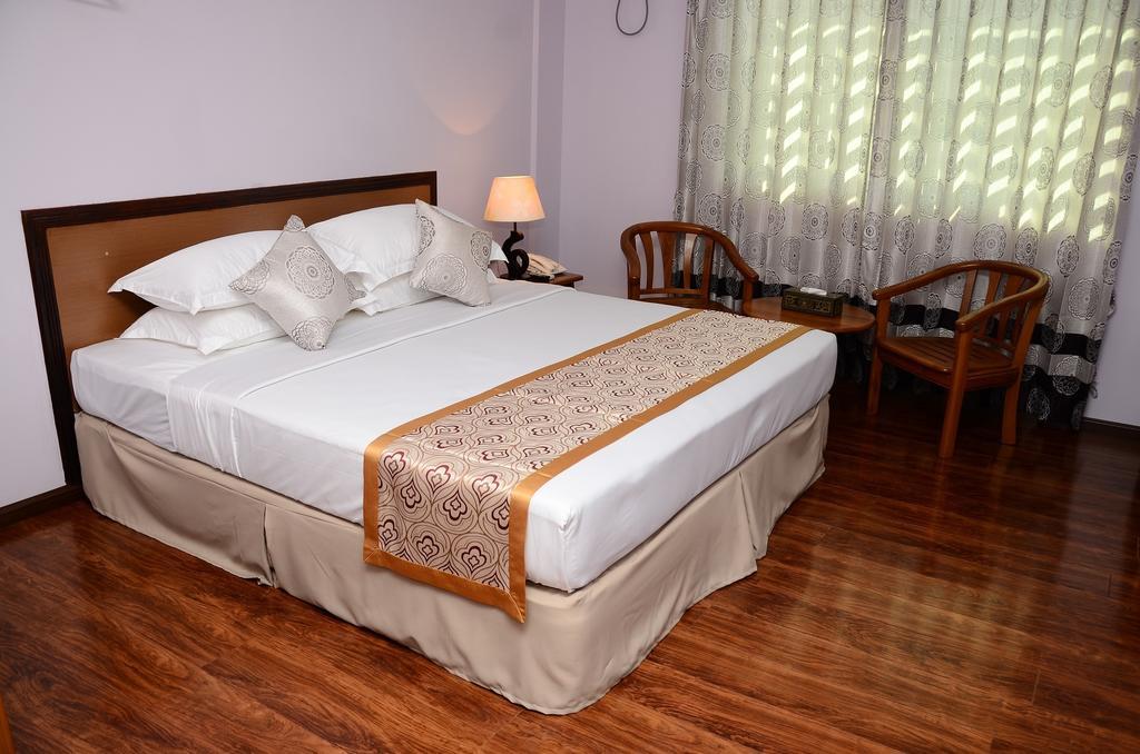 Great Glory Hotel Yangon Ngoại thất bức ảnh